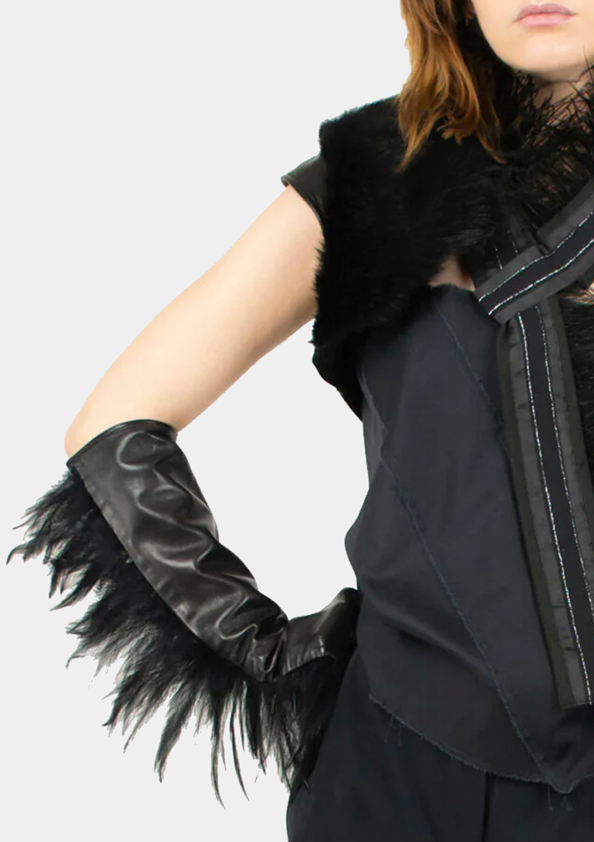 BLACK LEATHER GLOVES WITH FAUX FEATHER TRIM