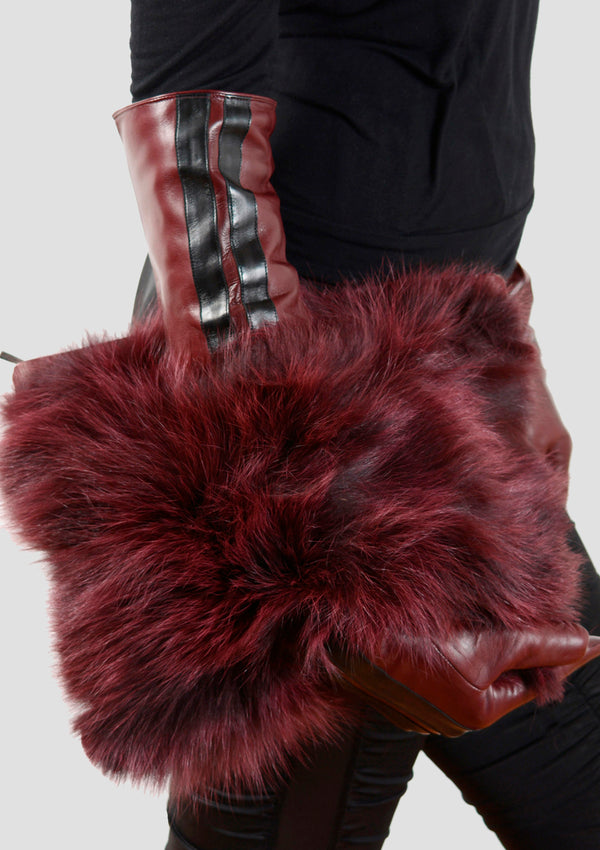 Leather & Faux Fur Pillow Clutch in Burgundy